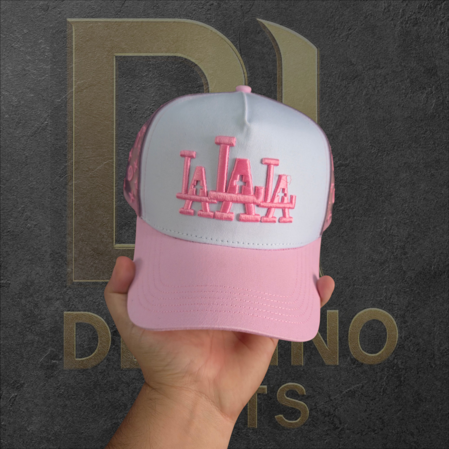 "LALALA PINK"